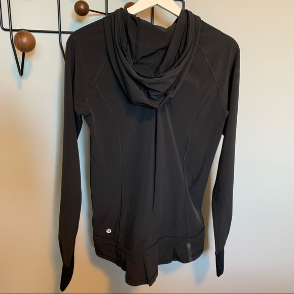 Lululemon Lightweight pullover running jacket. - Picture 2 of 5
